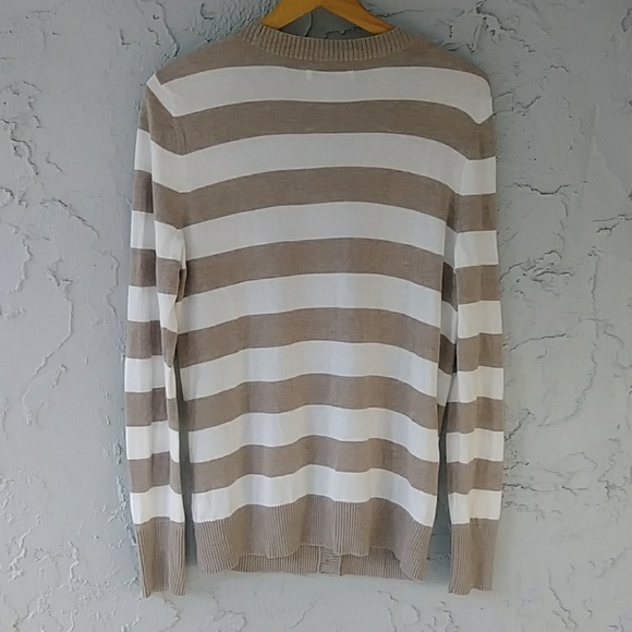 Tan & Cream Old Navy Sweater - Picture 5 of 5
